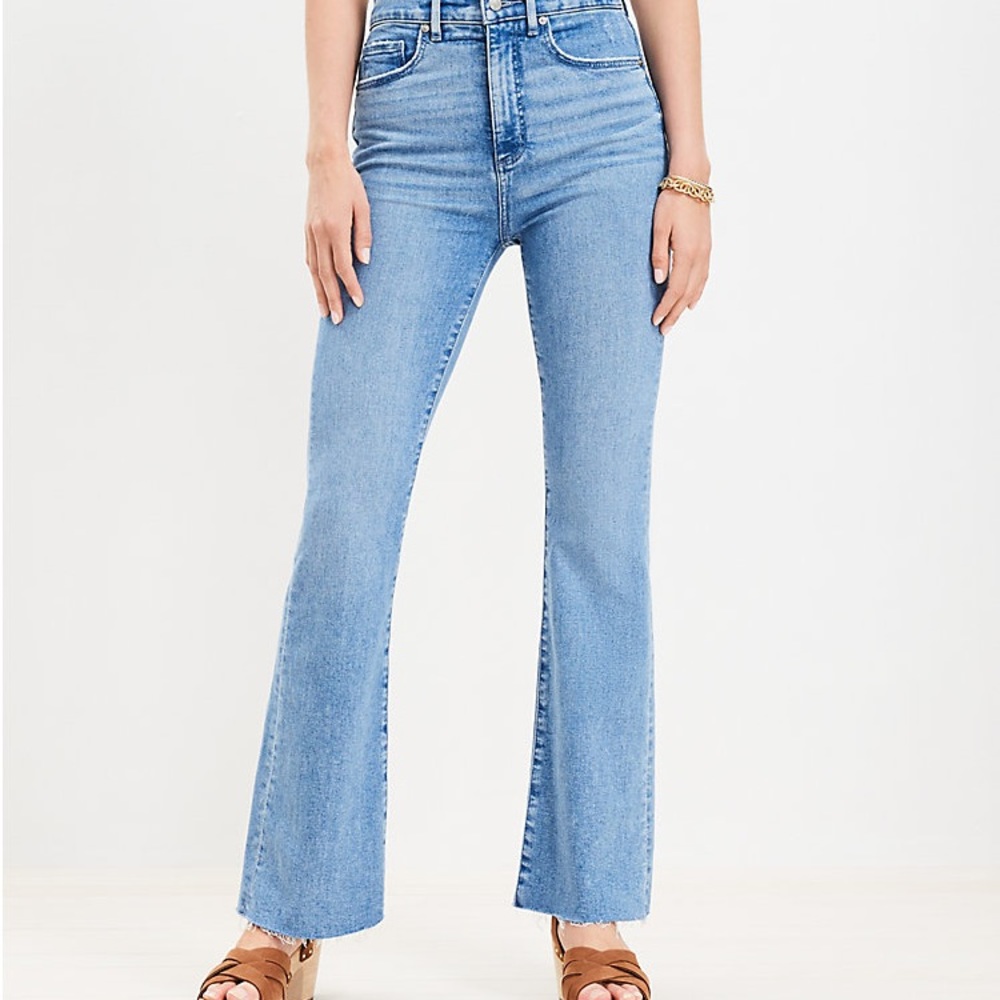 High Rise Slim Flare Jeans in light indigo wash
